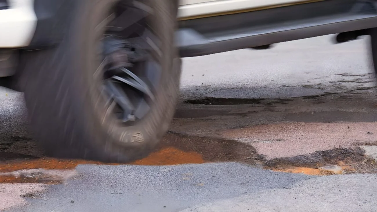 Buche stradali, cosa bisogna dimostrare per ottenere un risarcimento